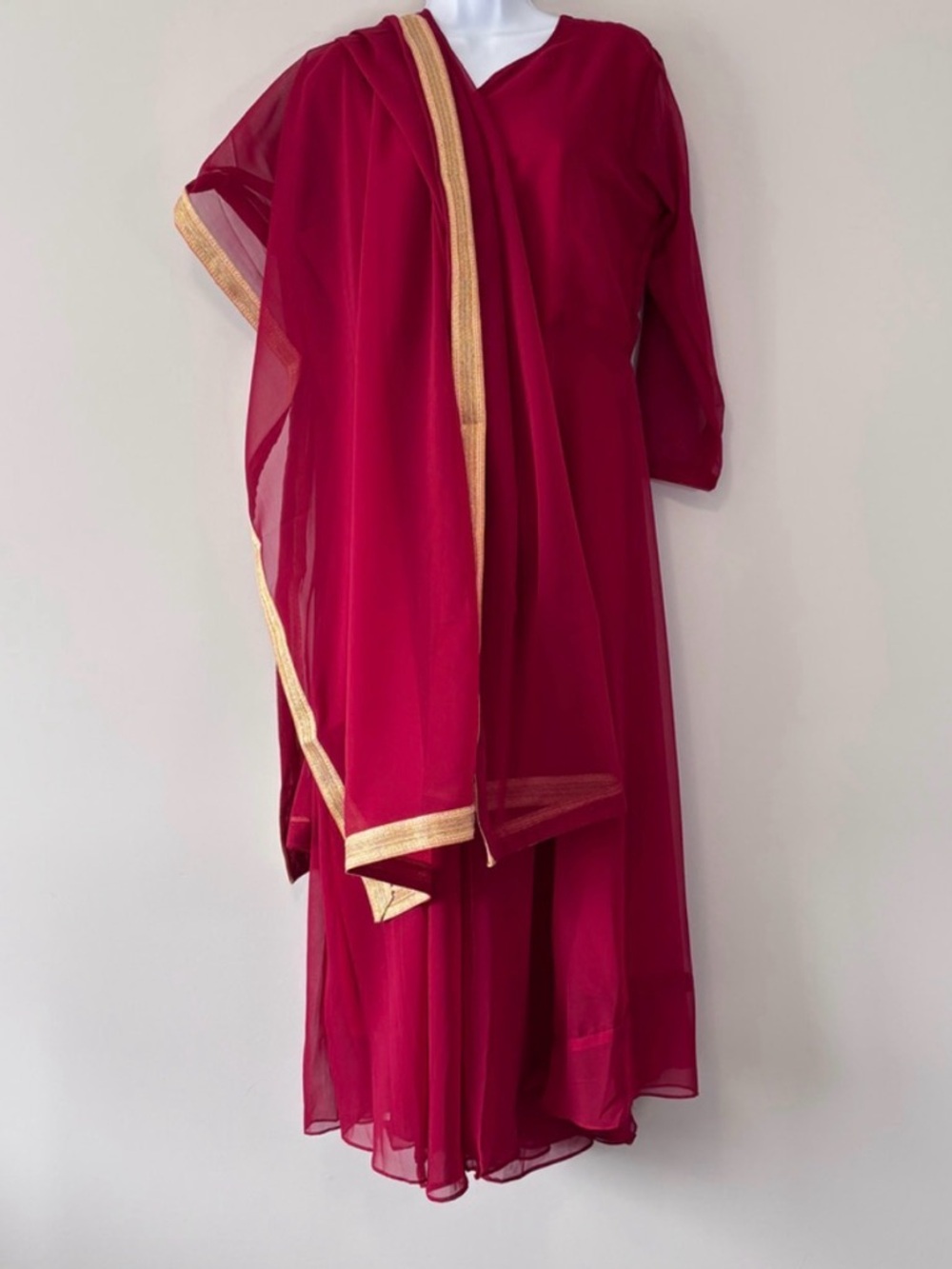 Red & Gold Indian Salwar Kameez dupatta Set